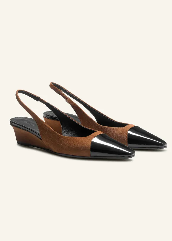 Chisel Toe Wedge Slingback
