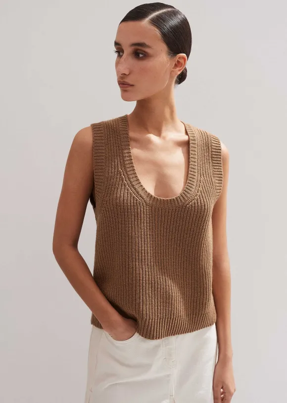 Merino Cashmere Ribbed Scoop Neck Vest