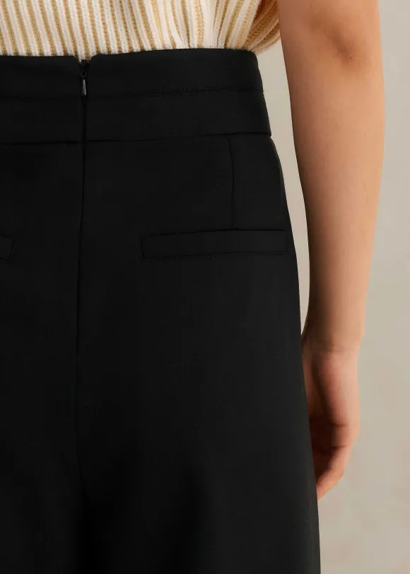 Pleated Ultra Wide-Leg Trouser