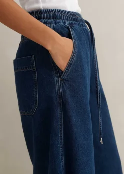 Pull-On Travel Jean