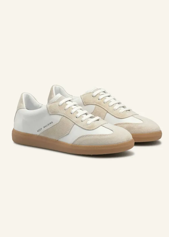 Retro Trainer