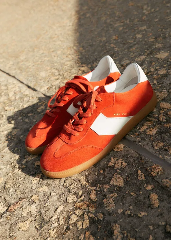Retro Trainer