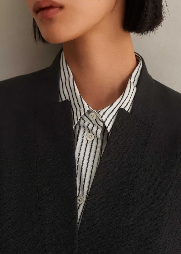 Textured Tailoring Collarless Blazer