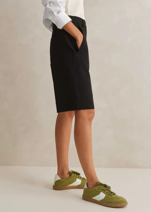 Textured Tailoring Longline Short