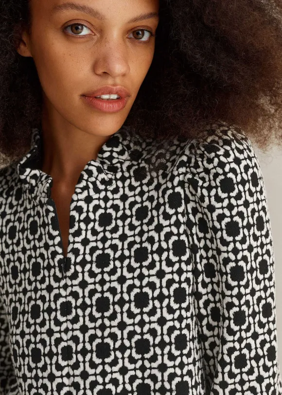 Travel Tailoring Graphic Jacquard Swing Top