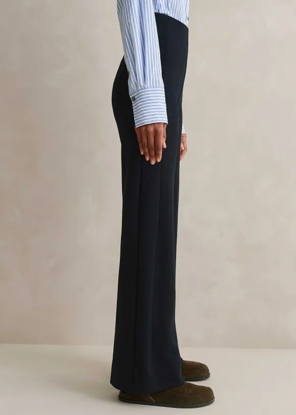 Travel Tailoring Kick Flare Short Trouser