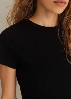 Ultimate Fitted Rib Crew Neck Tee