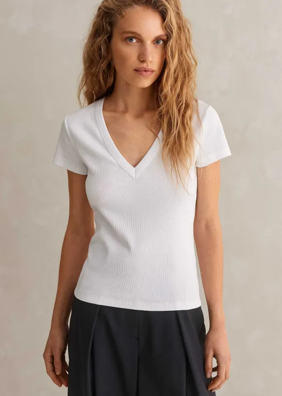 Ultimate Fitted Rib V-Neck Tee